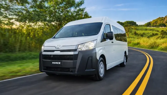 hiace-1